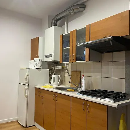05 Apartment